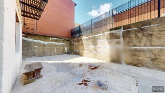 75 Pierrepont St in Brooklyn, NY - Building Photo