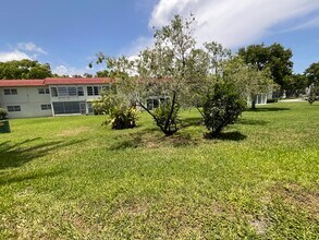 21 Abbey Ln in Delray Beach, FL - Building Photo - Building Photo