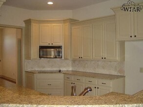 8 Maplewood Ct in Wichita Falls, TX - Building Photo - Building Photo