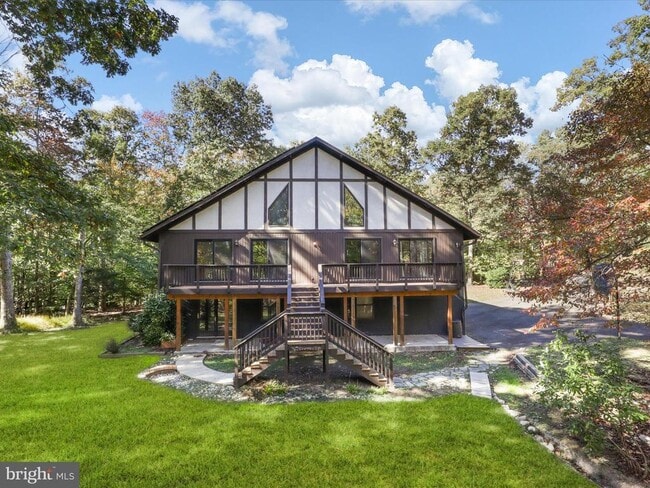 property at 11713 Henderson Rd