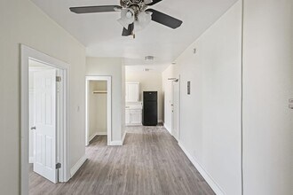 Westland @ 8th Street in Los Angeles, CA - Building Photo - Building Photo