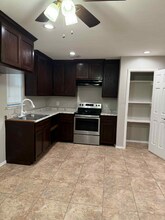 205 Los Flores Ave in Santa Rosa, TX - Building Photo - Building Photo