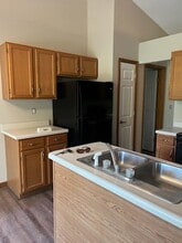105 Remington Ct, Unit 105 in Fairview Heights, IL - Building Photo - Building Photo