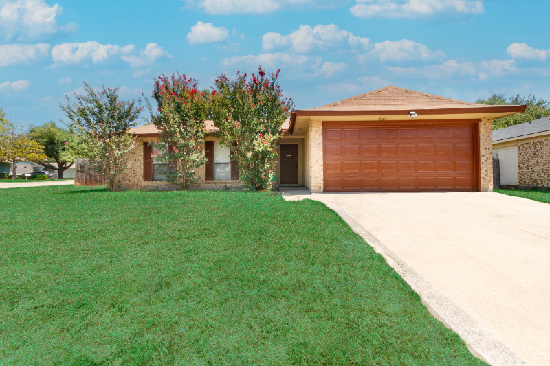 3501 Green Hill Dr in Arlington, TX - Building Photo