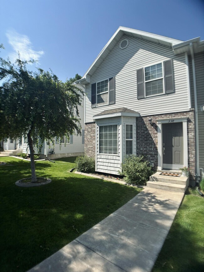 338 Spring Creek Pkwy in Providence, UT - Building Photo - Building Photo