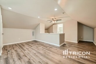 7404 Park Dr in Parkville, MD - Foto de edificio - Building Photo