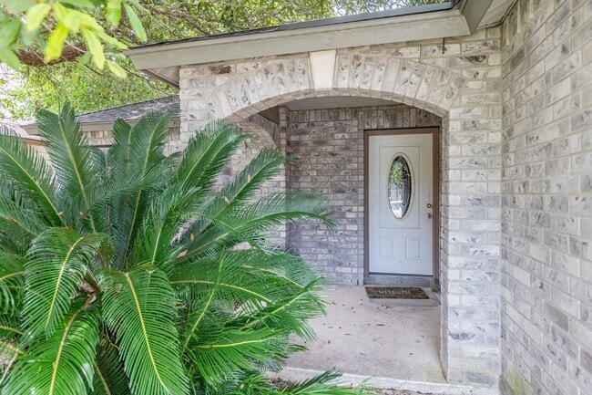 property at 7910 Lattimer Pond