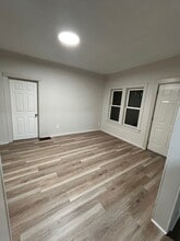 55 Straight Ave SW, Unit 55 in Grand Rapids, MI - Foto de edificio - Building Photo