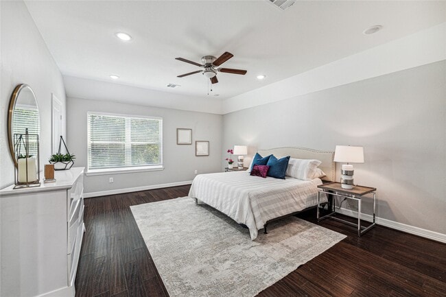 4908 McKinney St in Houston, TX - Building Photo - Building Photo