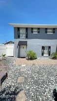 108 S 5th St in Flagler Beach, FL - Building Photo
