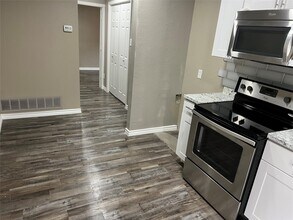 2311 Vagas St in Dallas, TX - Building Photo - Building Photo