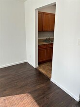 401 Town Hill Condominium in Nanuet, NY - Building Photo - Building Photo