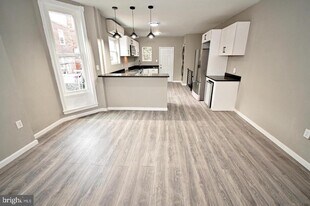 614 N Frazier St in Philadelphia, PA - Building Photo