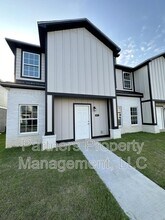 940 S Amarillo Ave in Fayetteville, AR - Building Photo - Building Photo