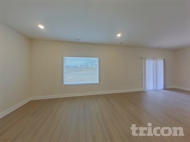 7114 Jerimoth Dr in Charlotte, NC - Foto de edificio - Building Photo