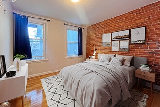 134 Broadway, Unit 2 in Somerville, MA - Building Photo - Building Photo