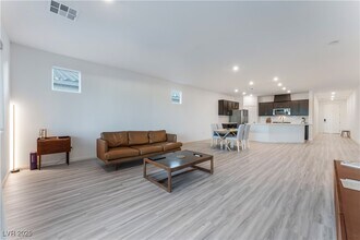 3540 Vly Lily St in North Las Vegas, NV - Building Photo - Building Photo