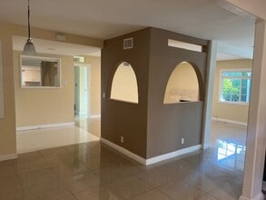 413 S Colt St in Anaheim, CA - Building Photo - Building Photo