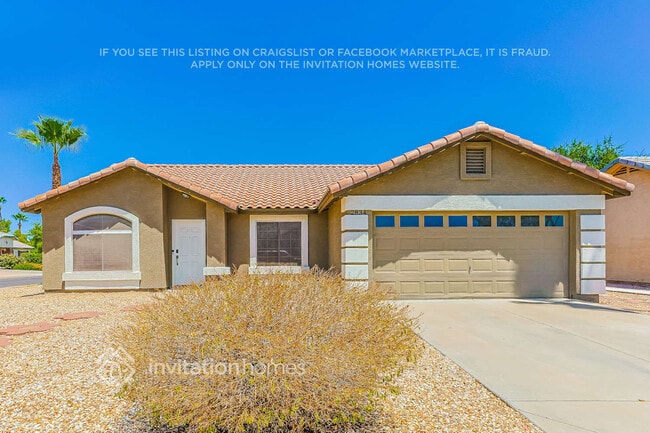 2834 E Oakland Ct