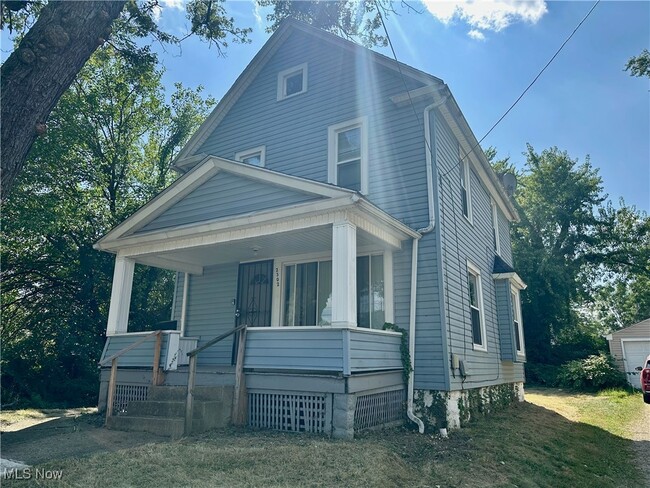 2302 9th St SW in Akron, OH - Building Photo - Building Photo