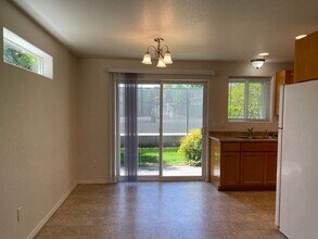 763 Diamond St in Medford, OR - Building Photo - Building Photo