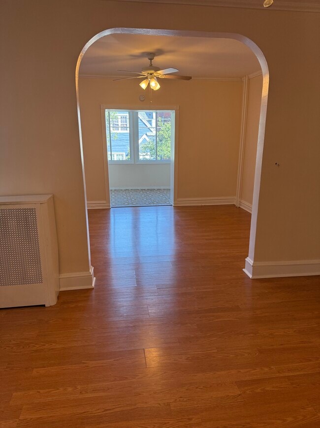 6109 Madison St in West New York, NJ - Building Photo - Building Photo