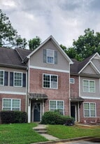 4672 Ernest Dr in Forest Park, GA - Building Photo