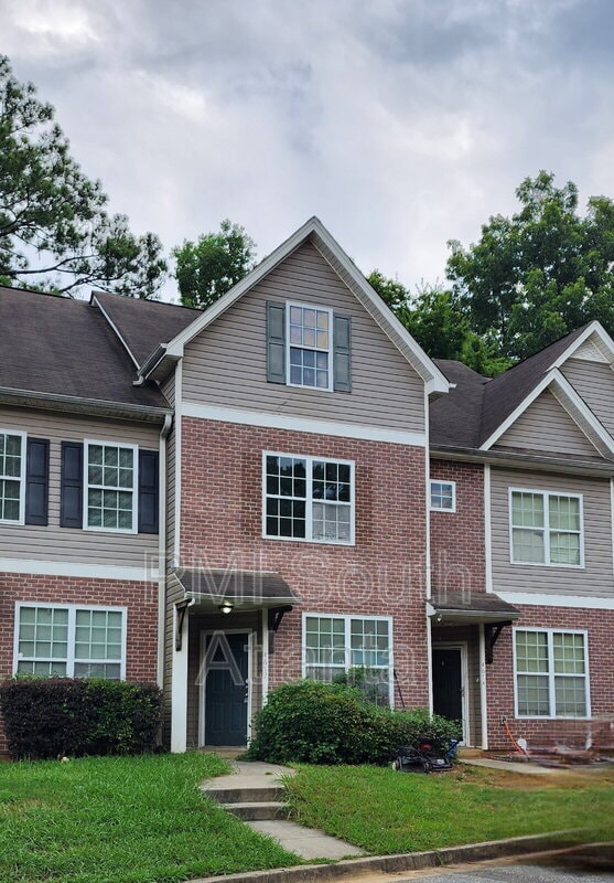 property at 4672 Ernest Dr