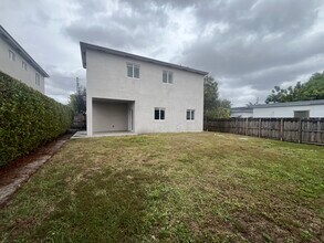 8850 NW 36th St in Doral, FL - Building Photo - Building Photo