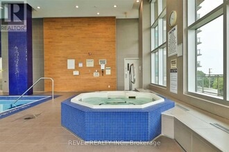 1215 Bayly St in Pickering, ON - Building Photo - Building Photo