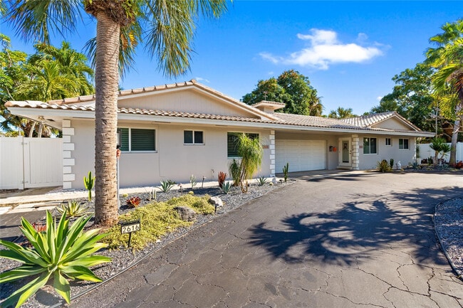 2616 Middle River Dr