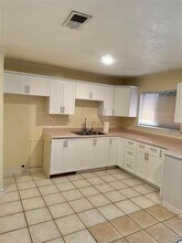 6936 Fallbrook Ct in Fort Worth, TX - Building Photo - Building Photo