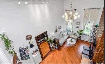 212 9th St in Jersey City, NJ - Building Photo - Building Photo