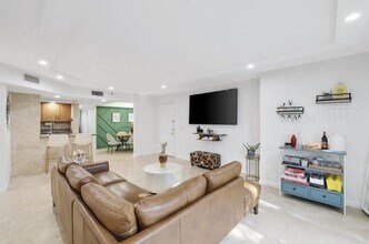 3143 Clint Moore Rd, Unit 107 in Boca Raton, FL - Building Photo - Building Photo