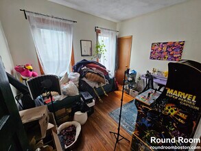 346 Faneuil St, Unit 2 in Boston, MA - Building Photo - Building Photo