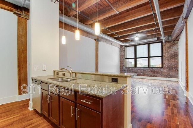 property at 420 S Front St