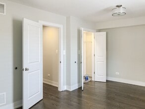 2311 N Southport Ave, Unit 3F in Chicago, IL - Building Photo - Building Photo