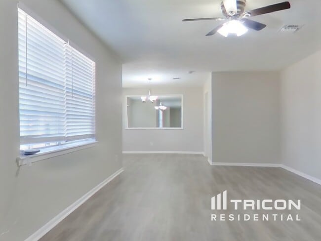 4422 Ponca St in Pasadena, TX - Building Photo - Building Photo