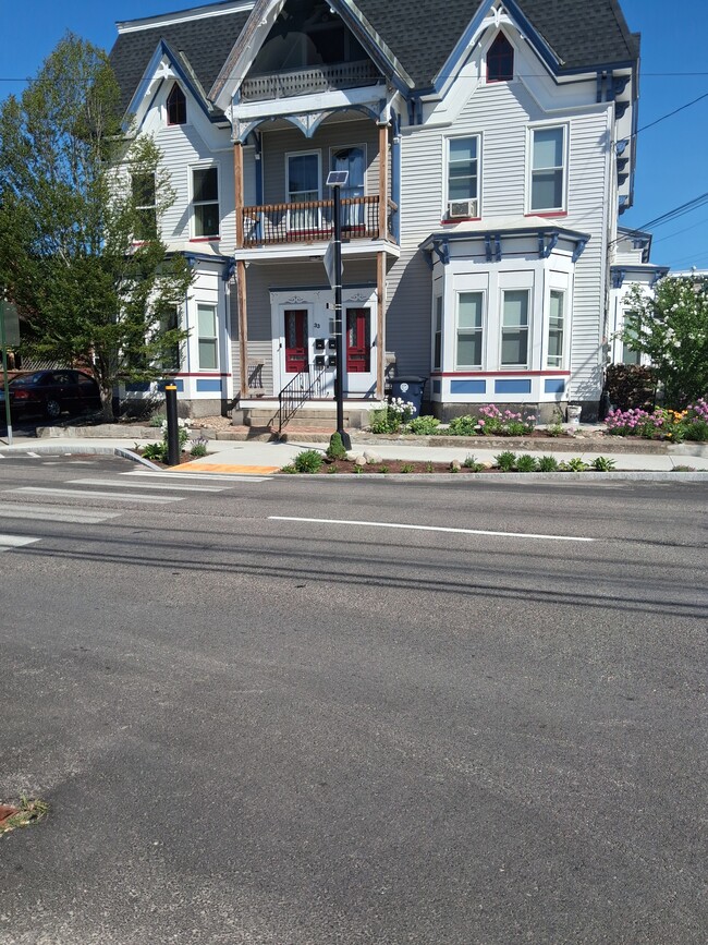 33 Kinsley St, Unit 33A
