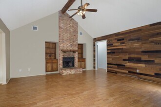 6 S Pineplank Ct in Spring, TX - Building Photo - Building Photo