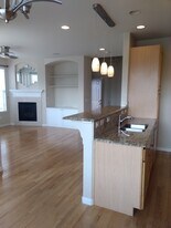 1451 Whitehall Dr in Longmont, CO - Building Photo