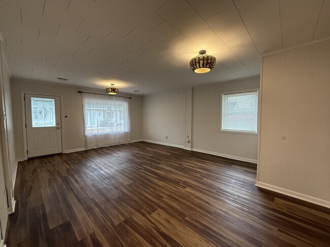 211 E Park St in Brazil, IN - Building Photo - Building Photo