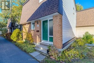 3310 Southgate Rd in Ottawa, ON - Building Photo