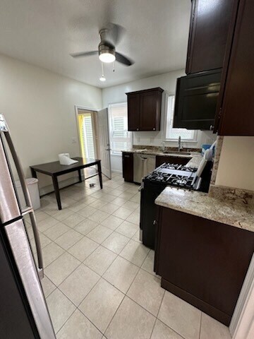 48 7th St, Unit unit 1 in Cambridge, MA - Foto de edificio - Building Photo