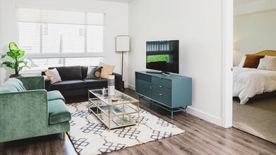 Axis in Los Angeles, CA - Building Photo - Building Photo