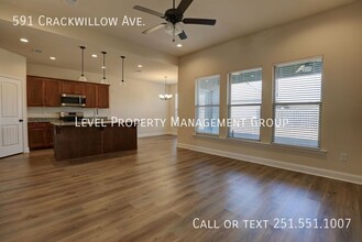 591 Crackwillow Ave in Fairhope, AL - Foto de edificio - Building Photo