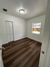 1950 NW 67th St in Miami, FL - Building Photo - Building Photo