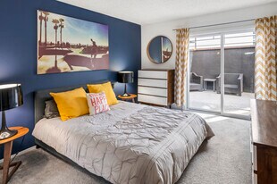 Artists Village Apartments in Santa Ana, CA - Building Photo