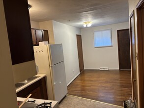 2454 S Old Highway 141, Unit 1 in Fenton, MO - Building Photo - Building Photo