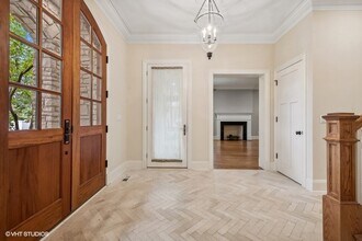 147 Linden Ave in Wilmette, IL - Building Photo - Building Photo